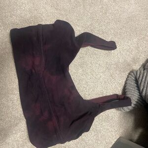 Reversible align Lululemon  size 6 - diamond dye one side, maroon Sports Bra